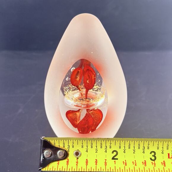 Vtg Glass Egg Paperweight Murano style Red Flame Gold Flecks Frosted Peek Art - Picture 6 of 6